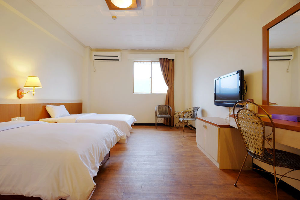 Yawan Hotel Wenquan Екстериор снимка